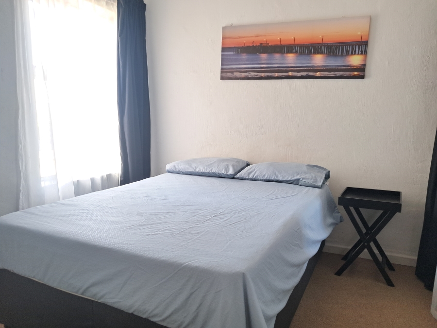 To Let 3 Bedroom Property for Rent in Aston Bay Eastern Cape